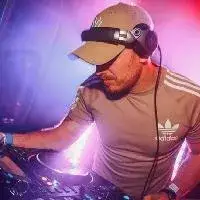 DJ Sean Harvey